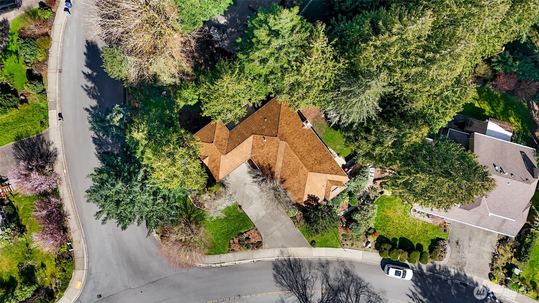 20714 NE 43rd Street , Sammamish, WA 98074