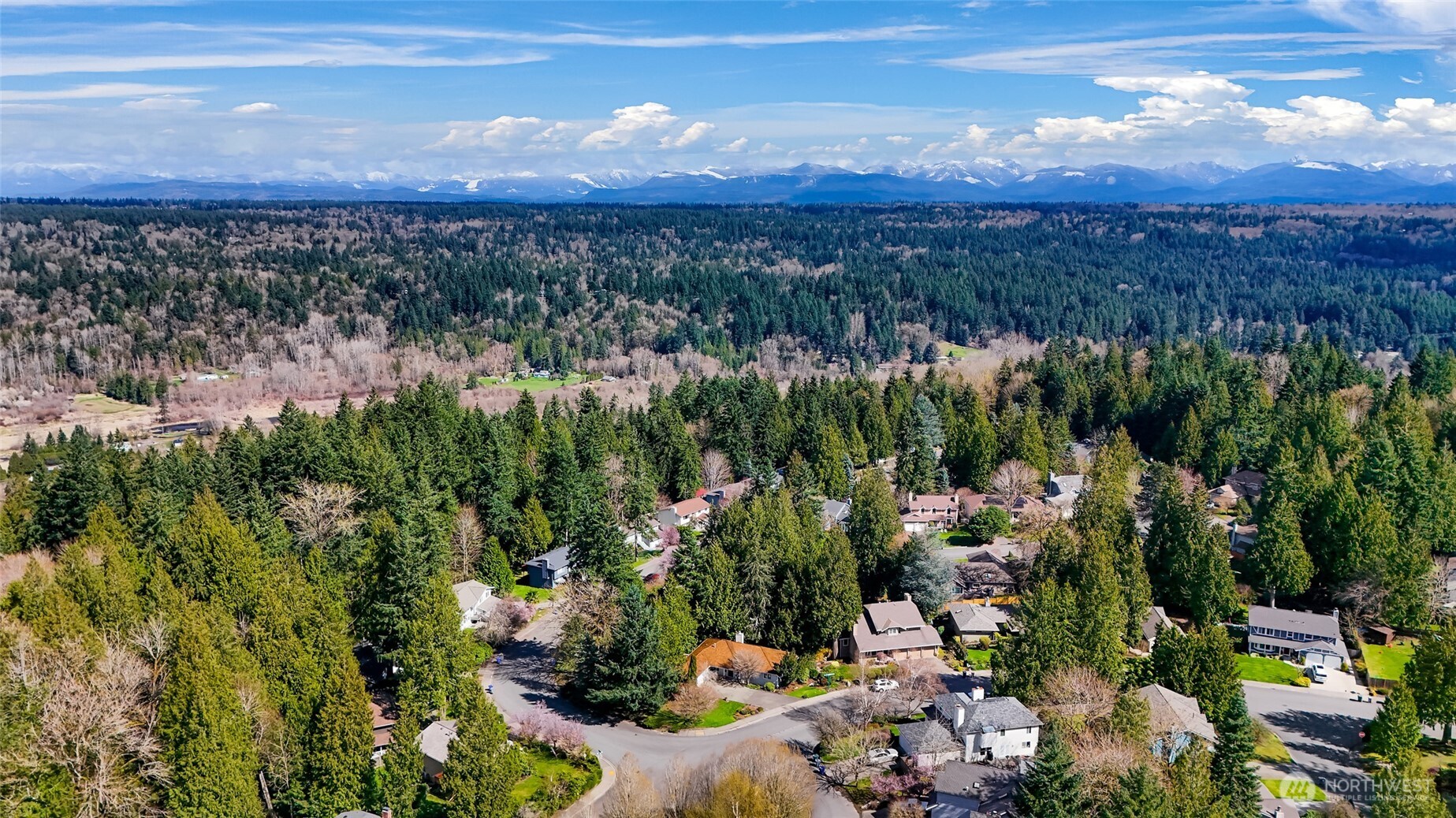 20714 NE 43rd Street , Sammamish, WA 98074