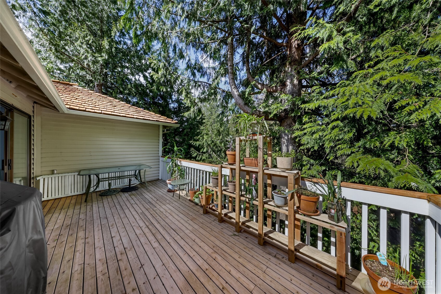 20714 NE 43rd Street , Sammamish, WA 98074