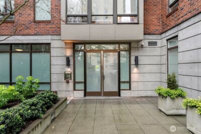 4547 8th Avenue NE #508, Seattle, WA 98105