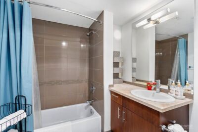 4547 8th Avenue NE #508, Seattle, WA 98105 - Photo 15