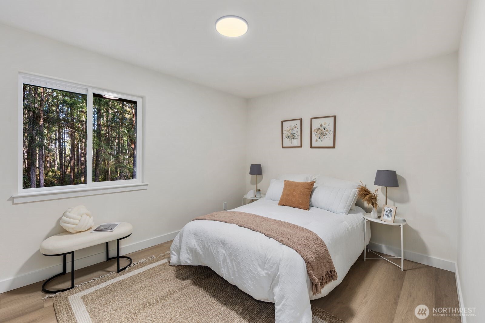 1182 SE Irish Court , Port Orchard, WA 98367-9655