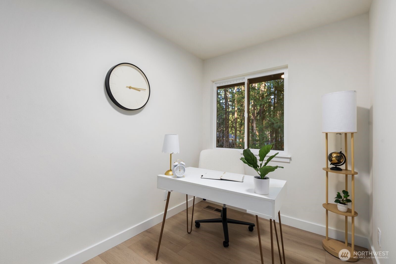 1182 SE Irish Court , Port Orchard, WA 98367-9655