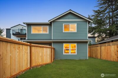 8508 1st Avenue NE, Seattle, WA 98115 - Photo 1