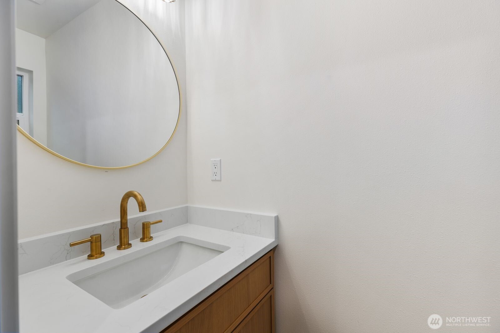 8508 1st Avenue NE, Seattle, WA 98115