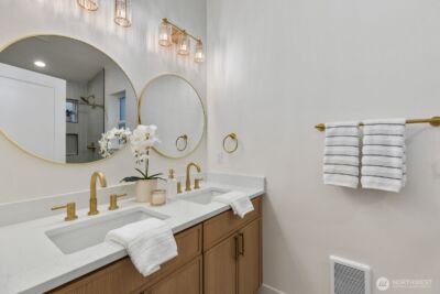 8508 1st Avenue NE, Seattle, WA 98115 - Photo 25