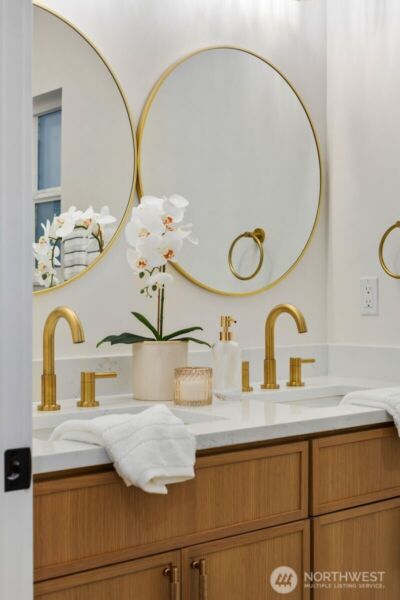 8508 1st Avenue NE, Seattle, WA 98115 - Photo 26