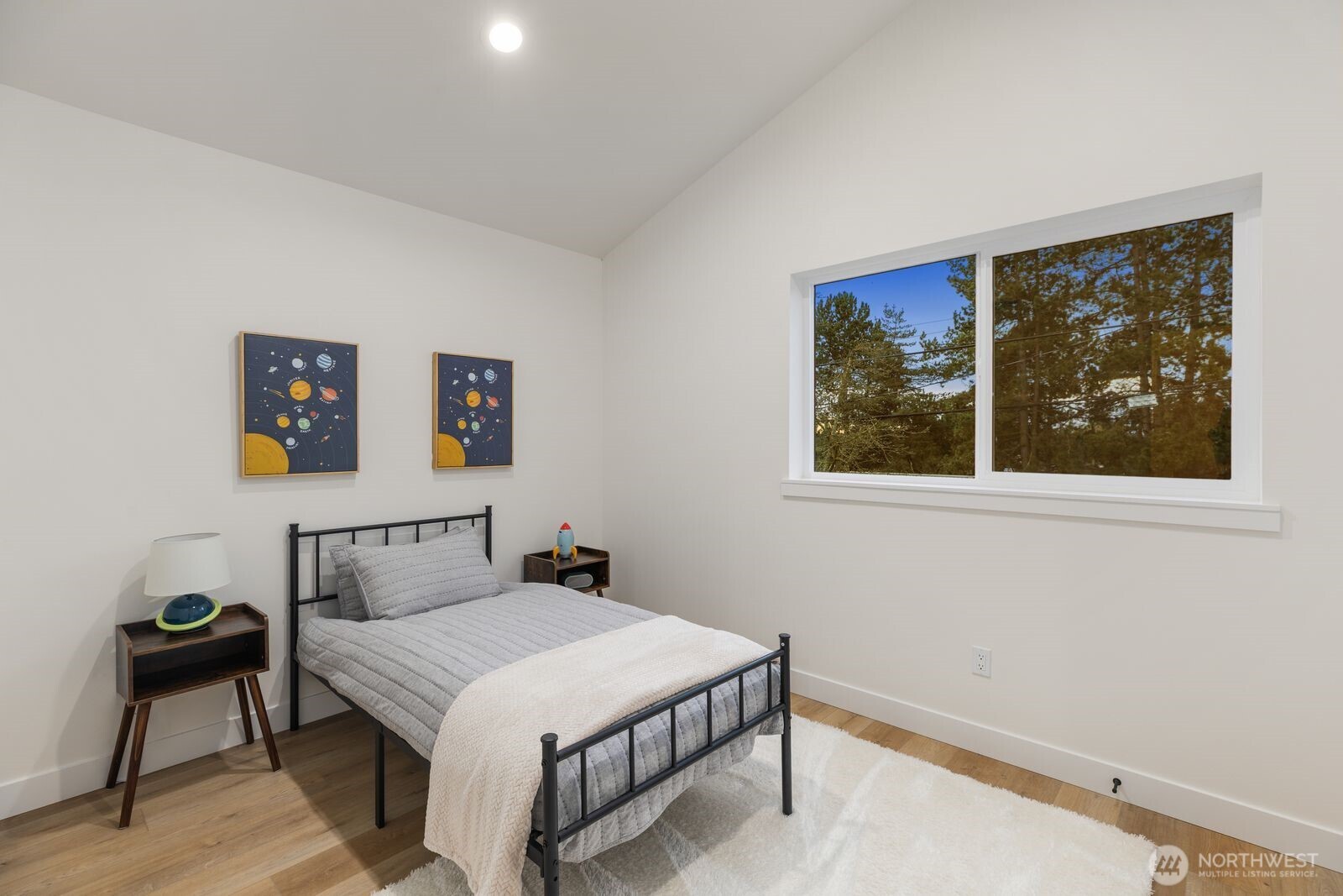 8508 1st Avenue NE, Seattle, WA 98115