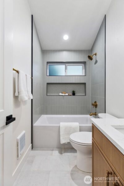 8508 1st Avenue NE, Seattle, WA 98115 - Photo 32