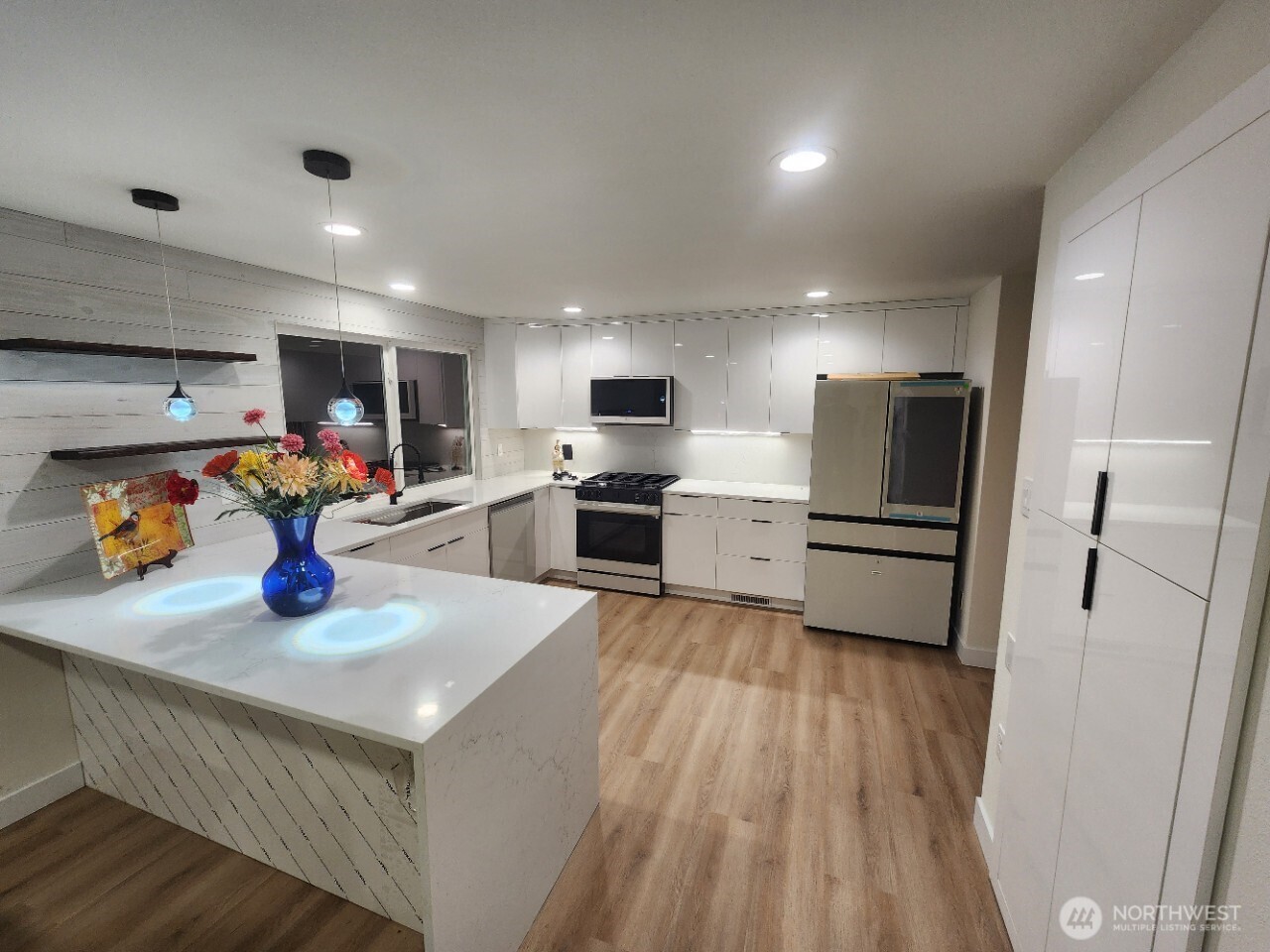 3008 Scenic Drive SE, Auburn, WA 98023