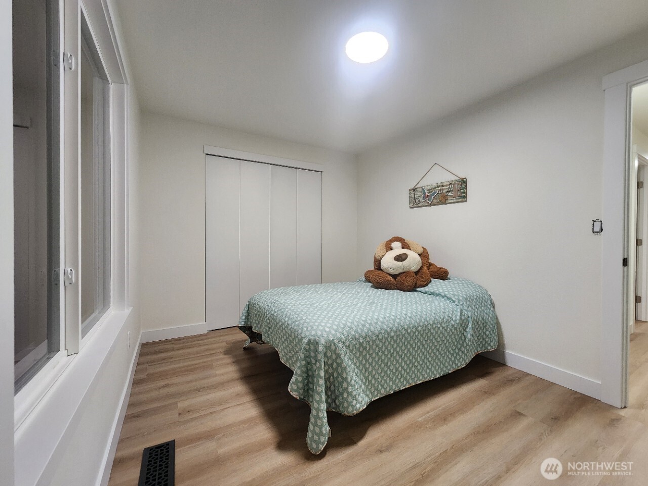 3008 Scenic Drive SE, Auburn, WA 98023