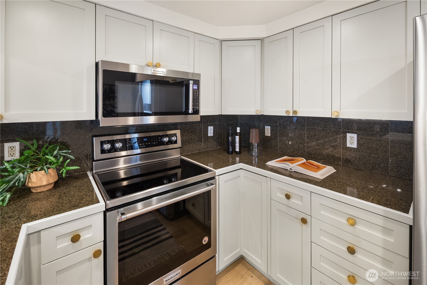 1519 NW 57th Street , Seattle, WA 98107