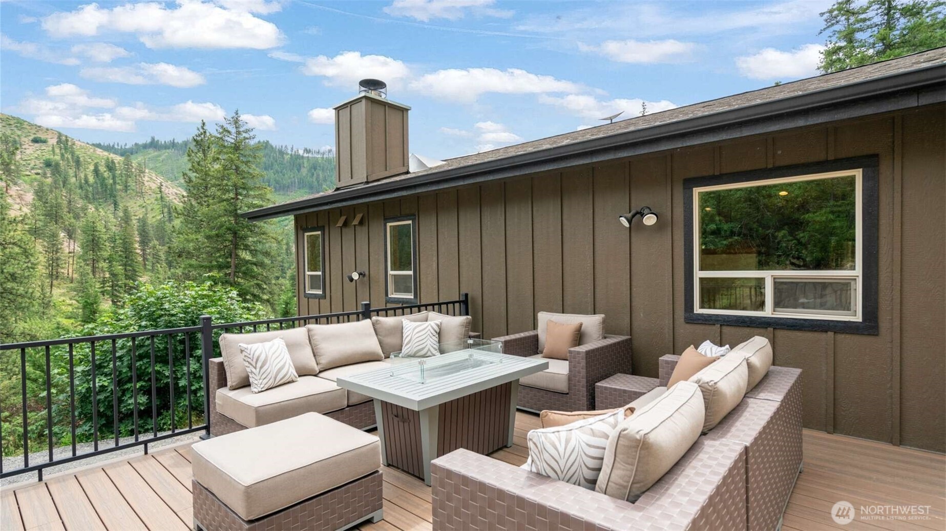 8816 Derby Canyon Road , Peshastin, WA 98847