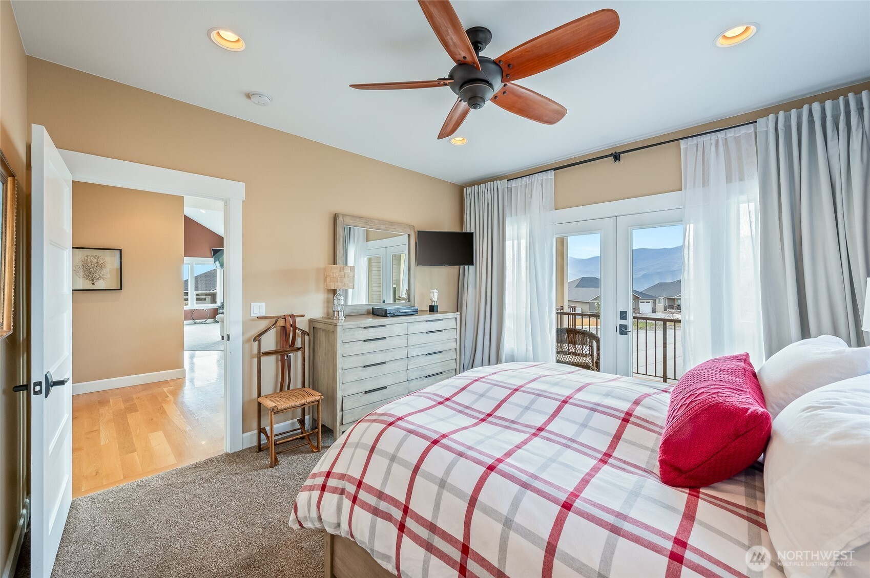 852 Sage Crest Drive , Wenatchee, WA 98801