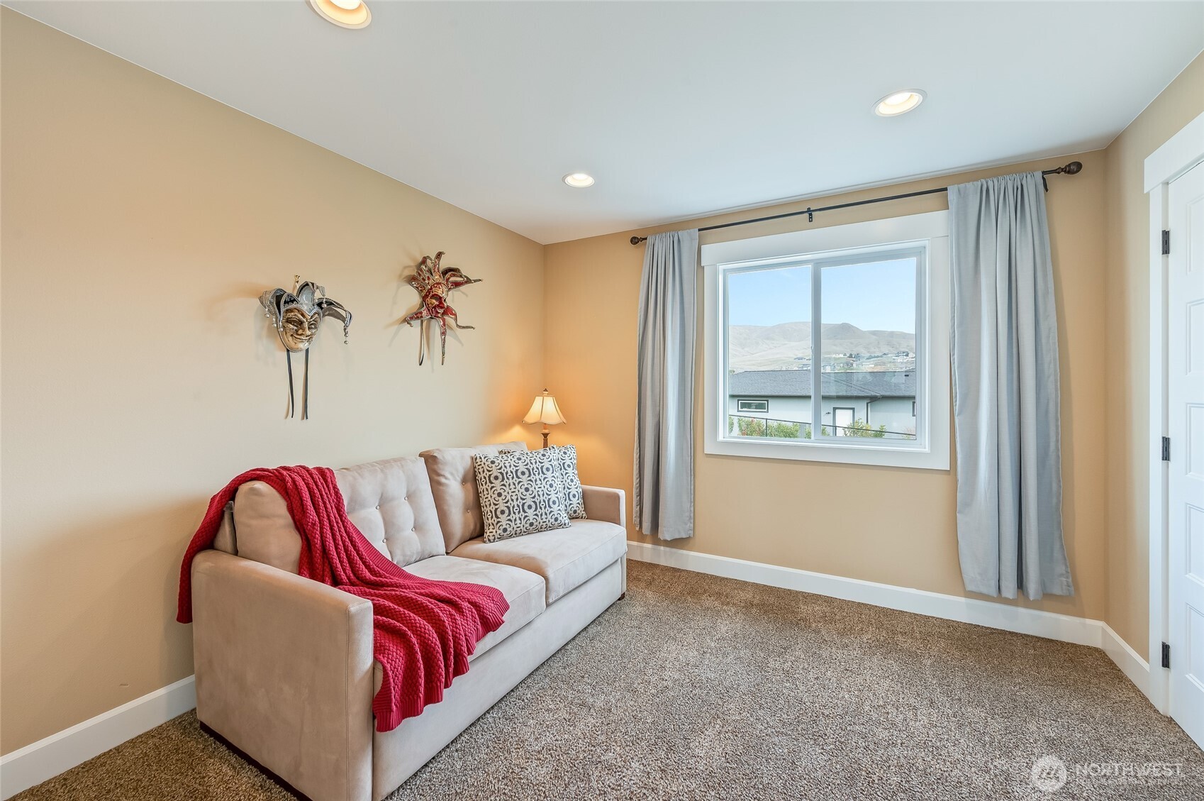 852 Sage Crest Drive , Wenatchee, WA 98801