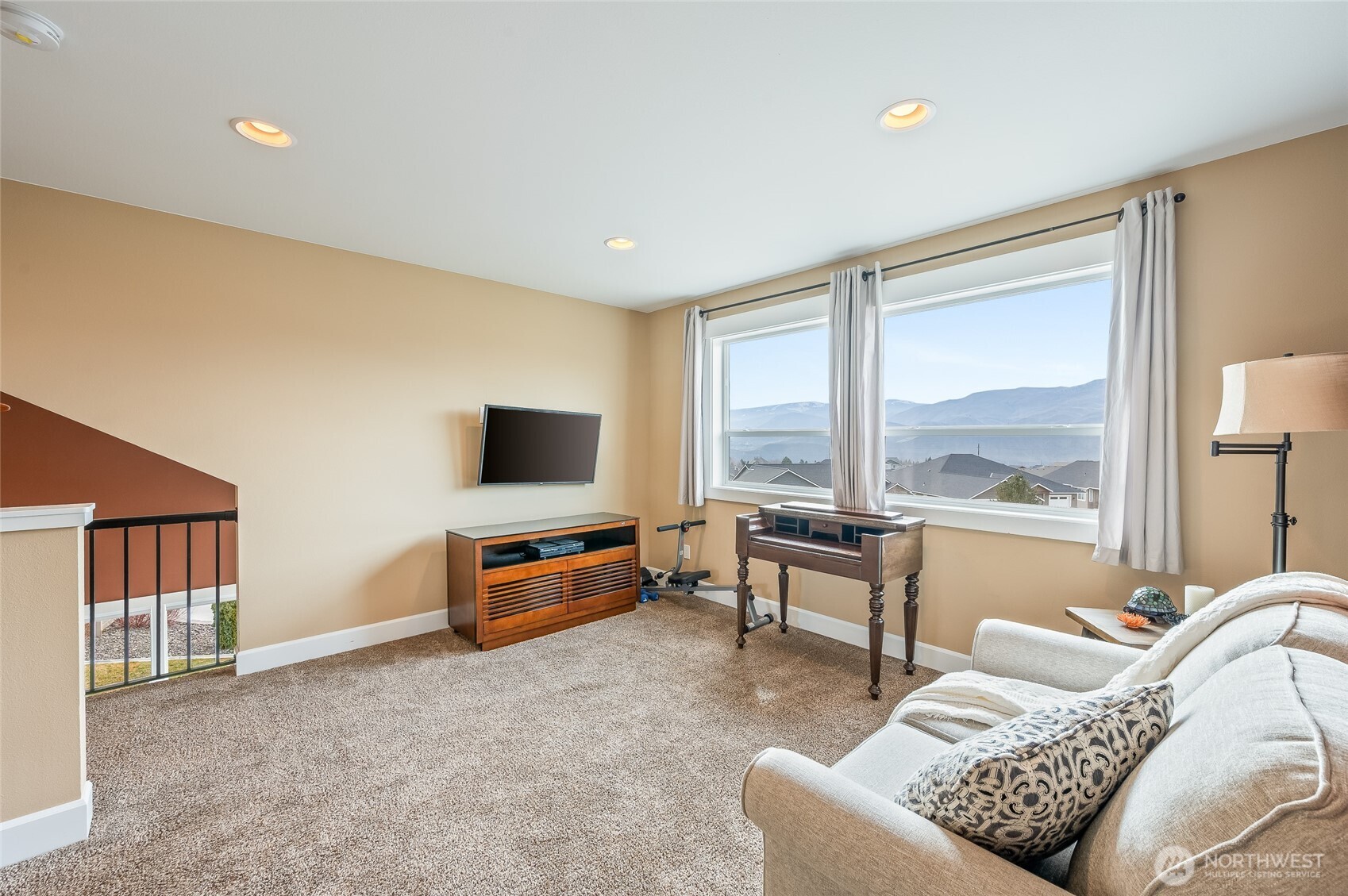 852 Sage Crest Drive , Wenatchee, WA 98801