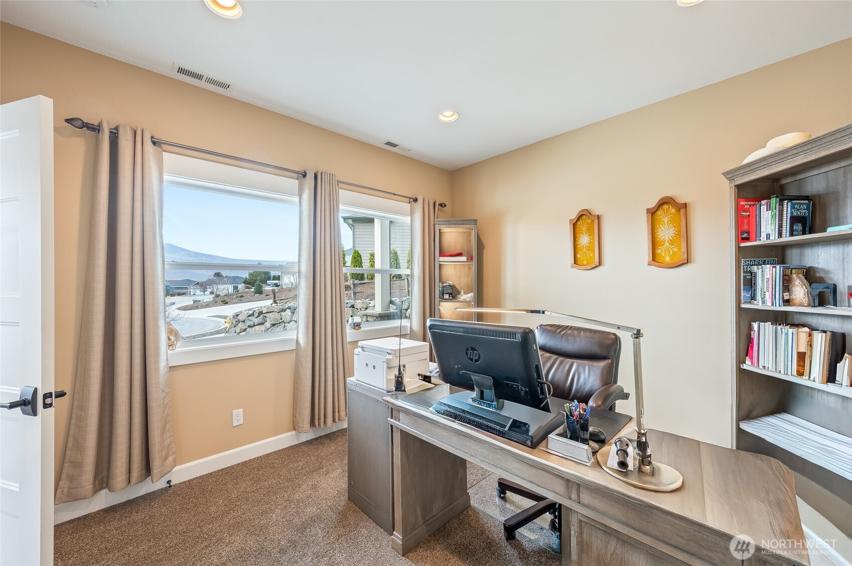 852 Sage Crest Drive , Wenatchee, WA 98801