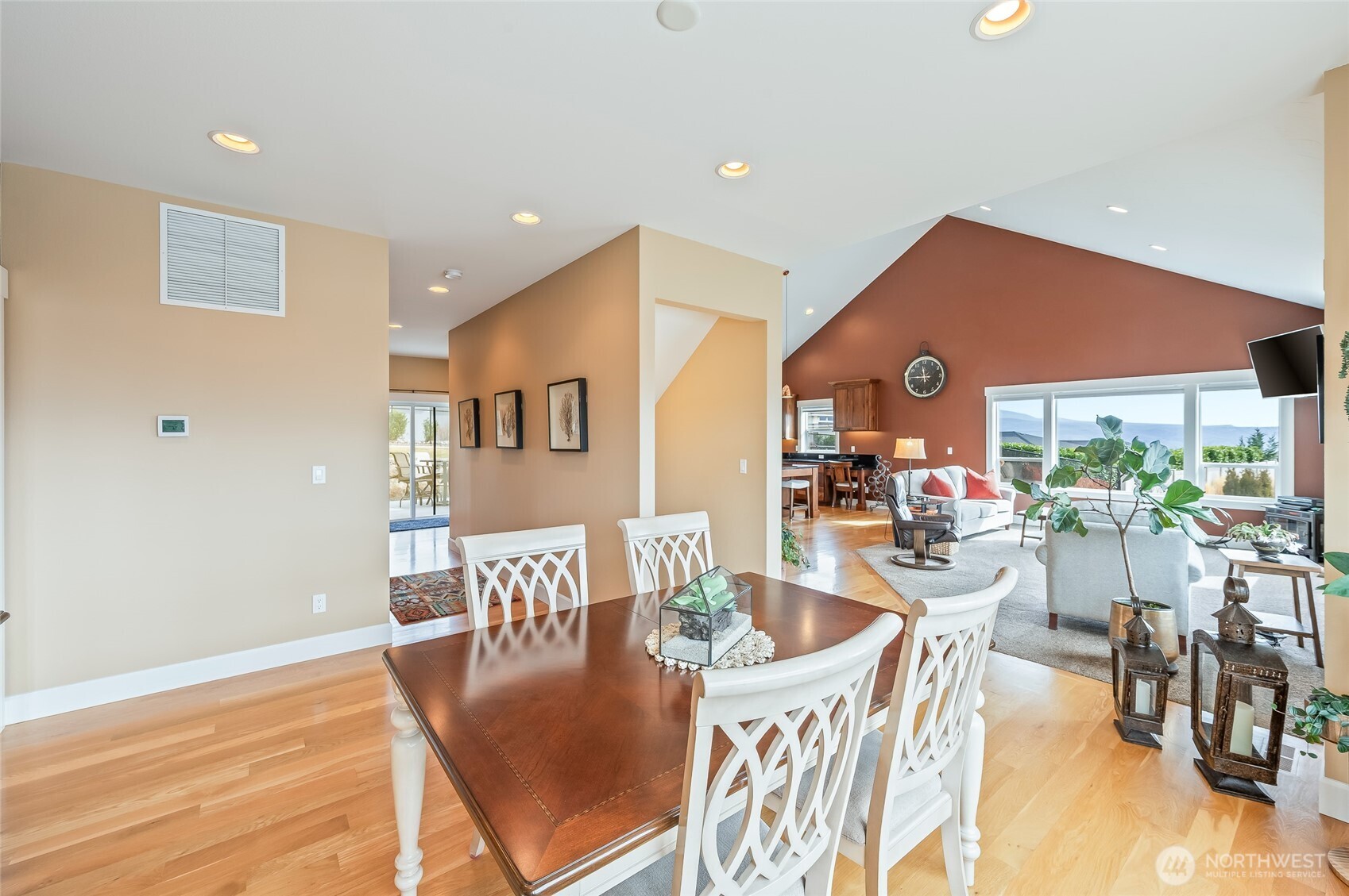 852 Sage Crest Drive , Wenatchee, WA 98801