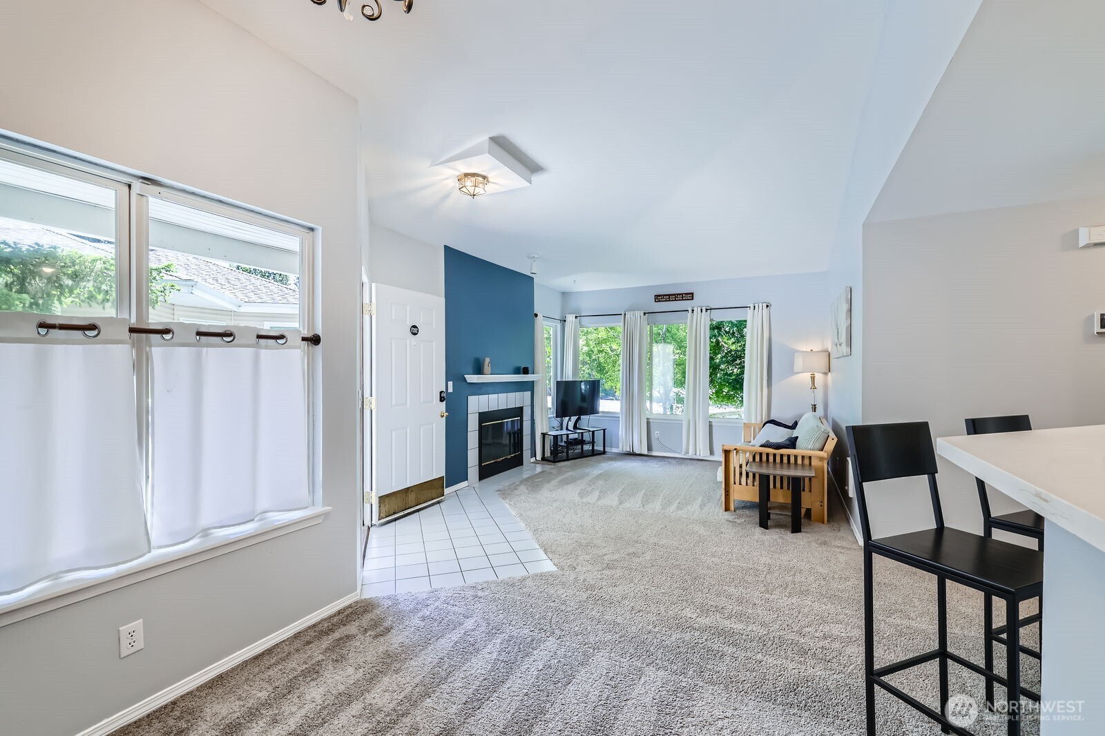 9210 Market Place #F202, Lake Stevens, WA 98258