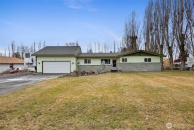 8507 NE Hillcrest Drive , Moses Lake, WA 98837