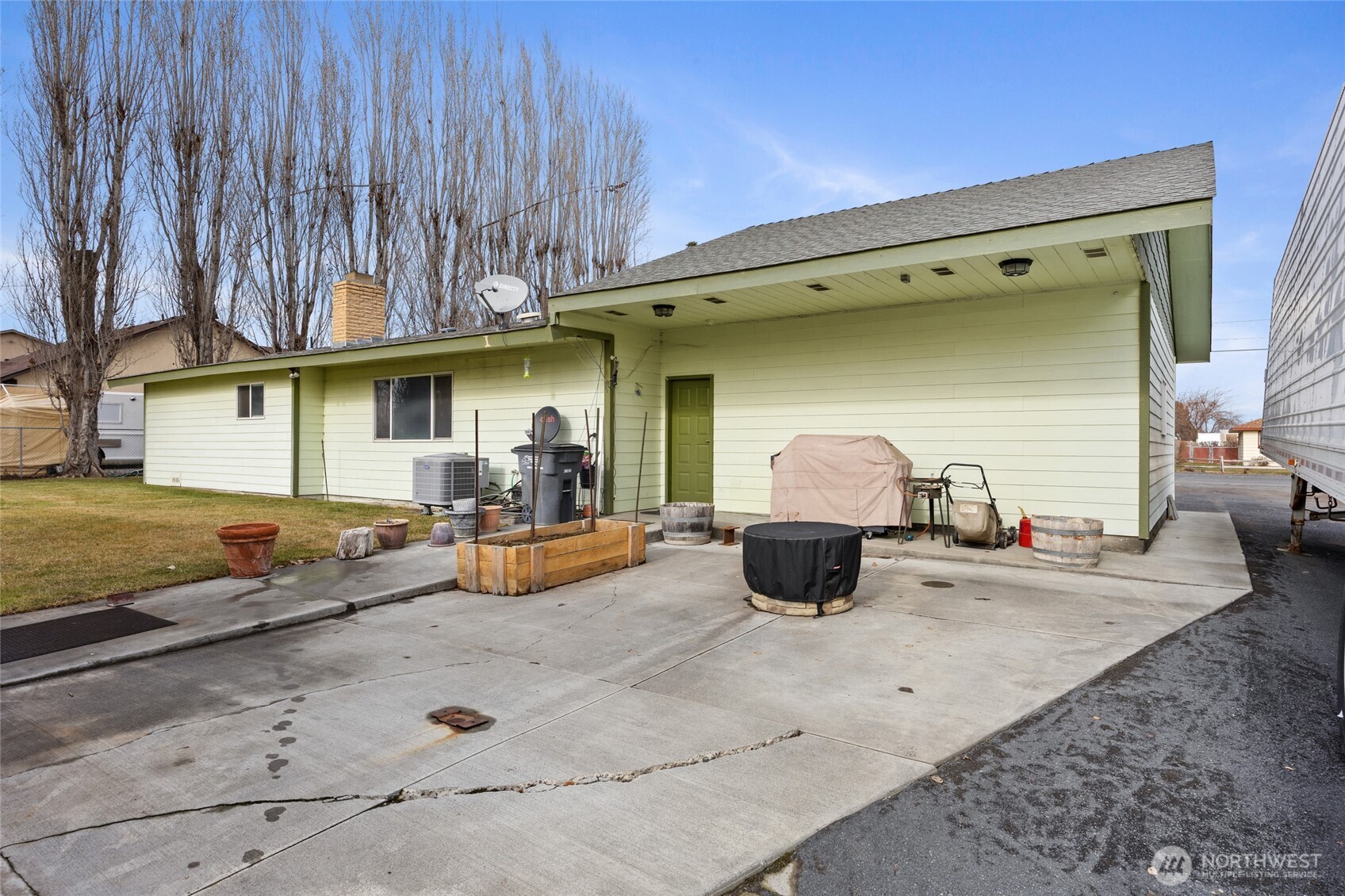 8507 NE Hillcrest Drive , Moses Lake, WA 98837