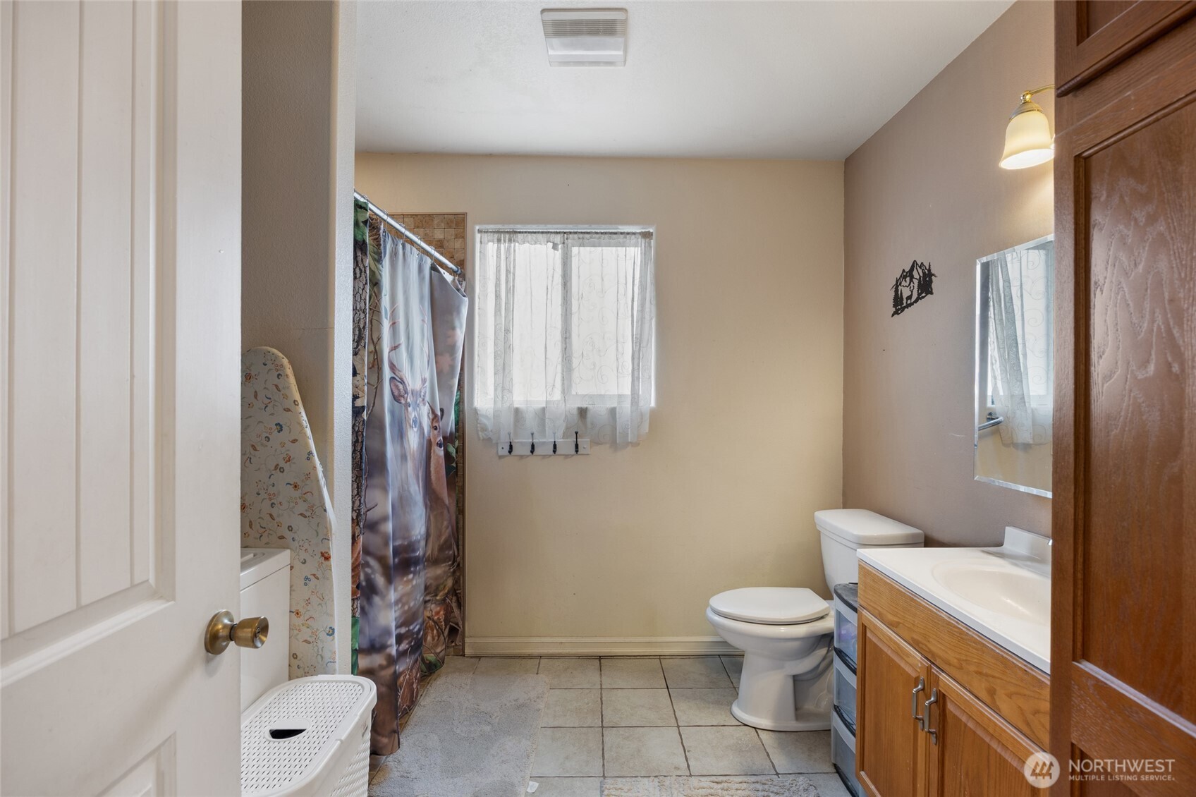 8507 NE Hillcrest Drive , Moses Lake, WA 98837