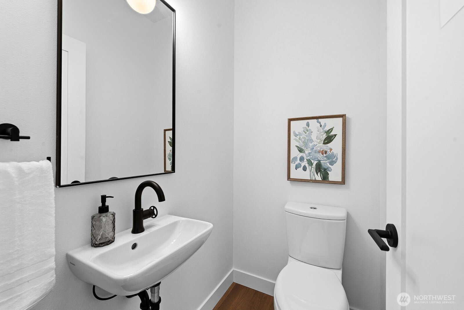 3216 47th Avenue SW, Seattle, WA 98116