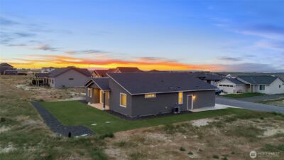 8383 Desert Greens Loop SE, Othello, WA 99344 - Photo 3