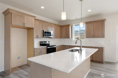8383 Desert Greens Loop SE, Othello, WA 99344 - Photo 15