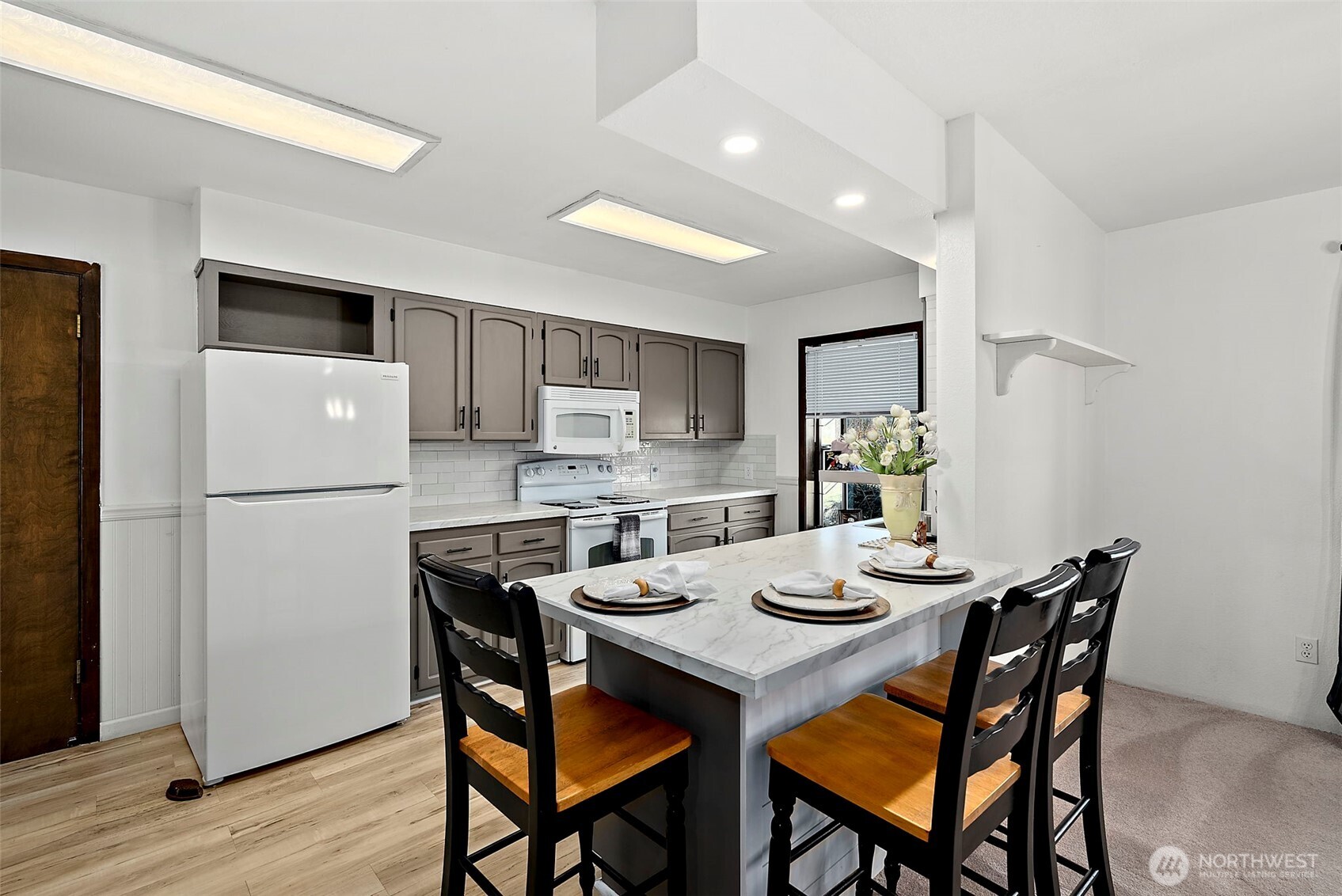 1655 Wheaton Street , Raymond, WA 98577