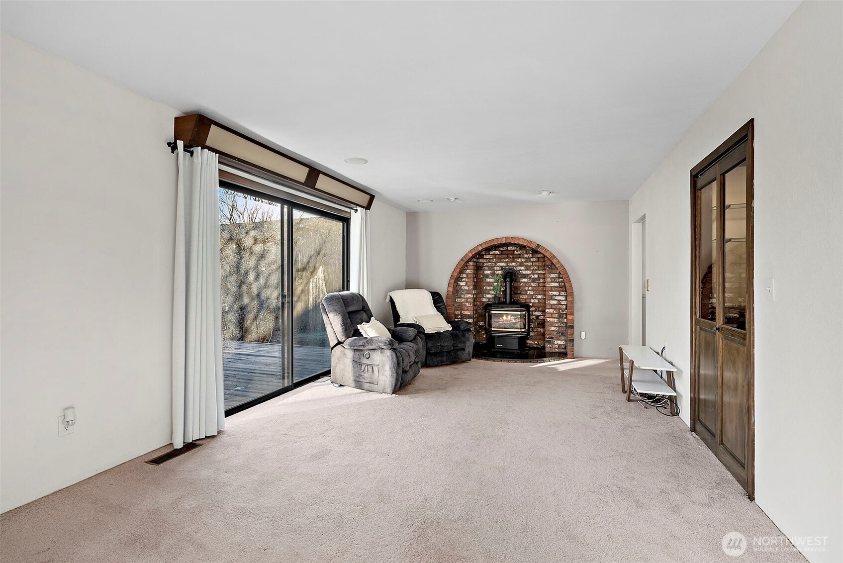 1655 Wheaton Street , Raymond, WA 98577