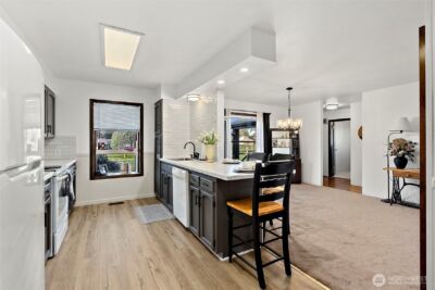 1655 Wheaton Street , Raymond, WA 98577 - Photo 6