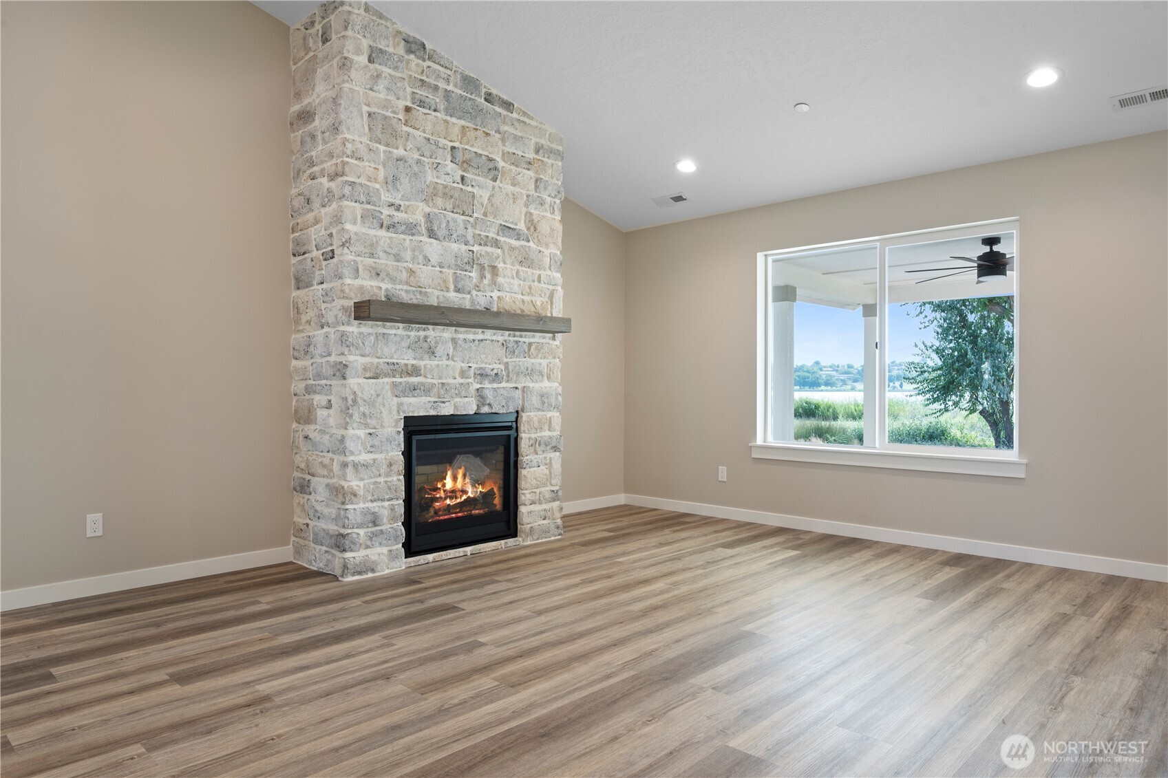 8391 Desert Greens Loop SE, Othello, WA 99344