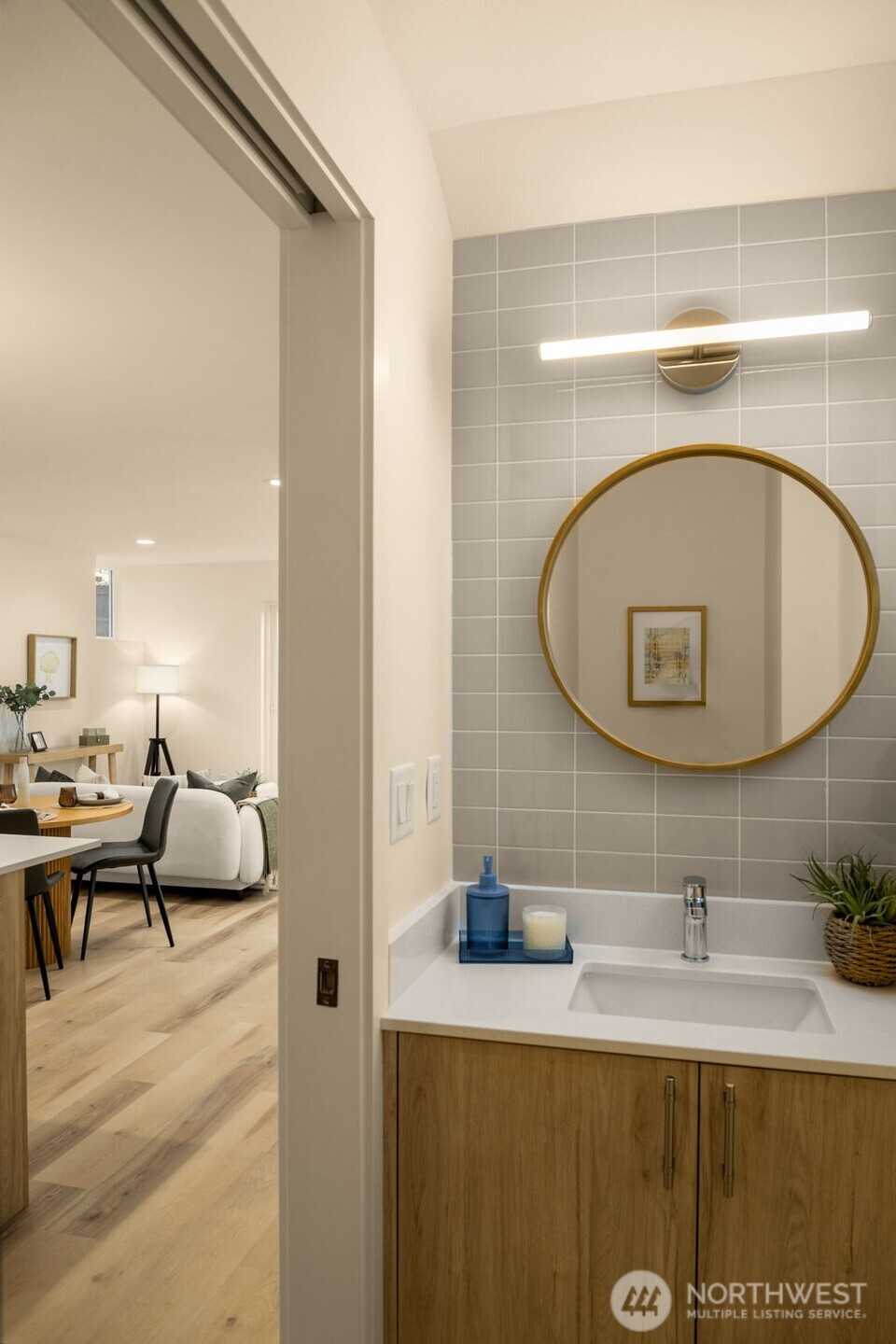 3916 S Juneau Street , Seattle, WA 98118