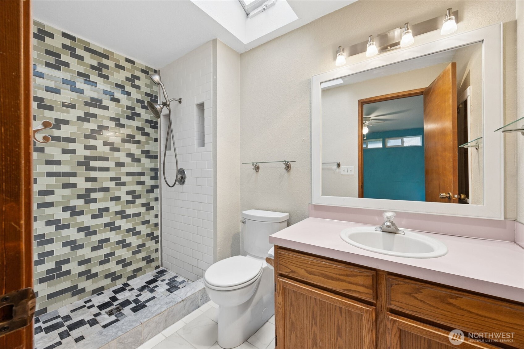 3342 Stanford Court SE, Lacey, WA 98503