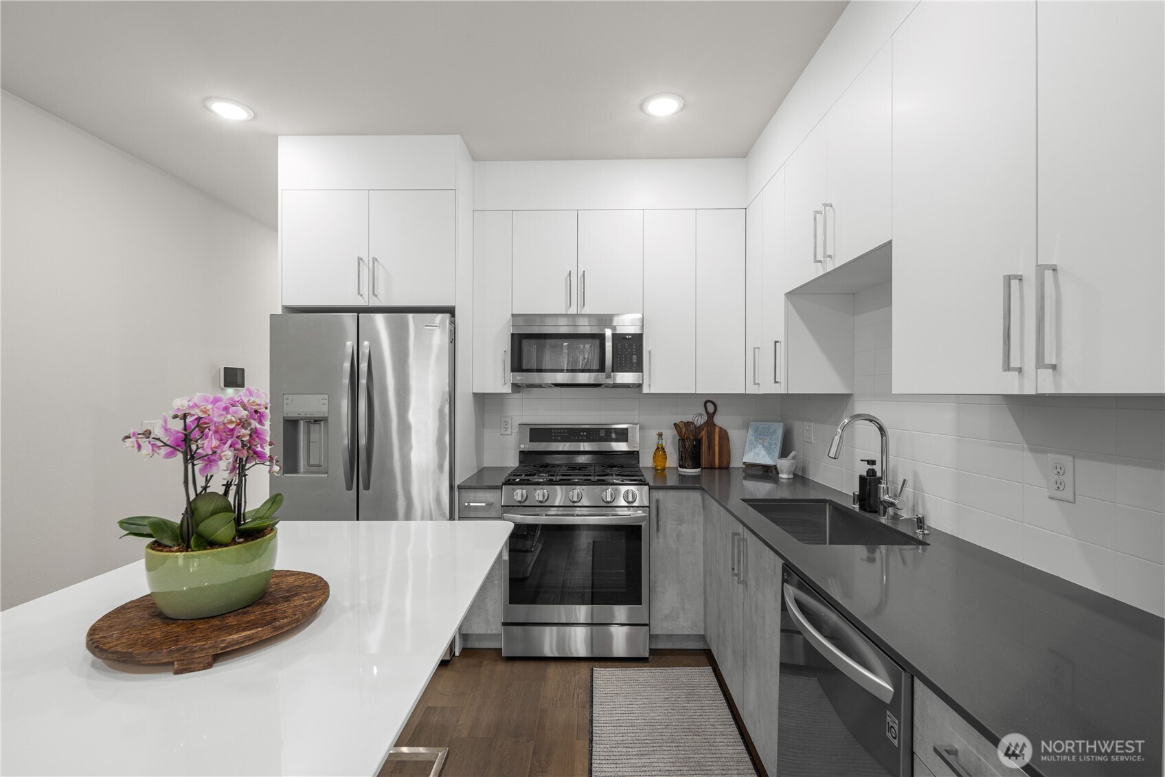 1816 15th Avenue S, Seattle, WA 98144-4214