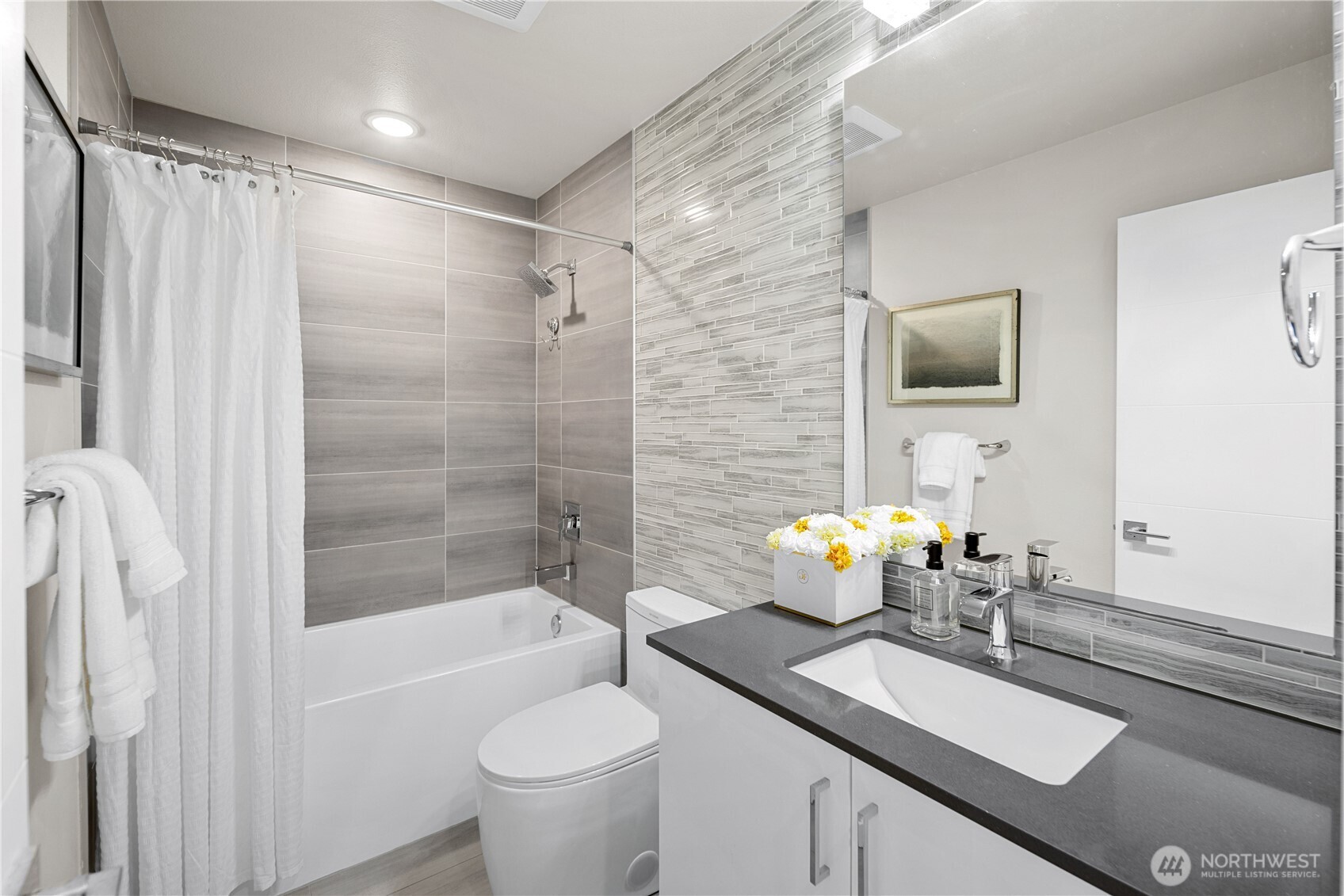 1816 15th Avenue S, Seattle, WA 98144-4214