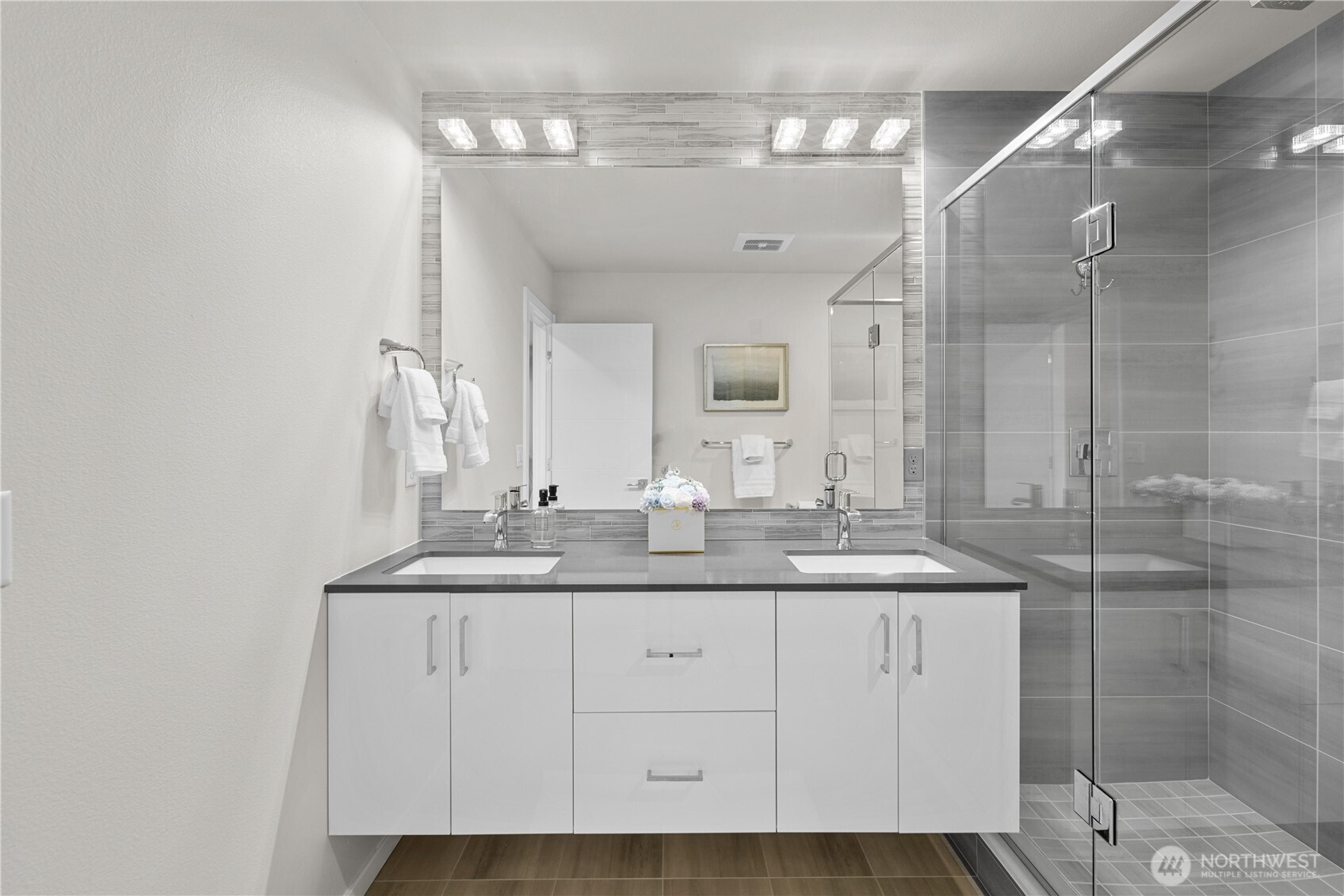 1816 15th Avenue S, Seattle, WA 98144-4214