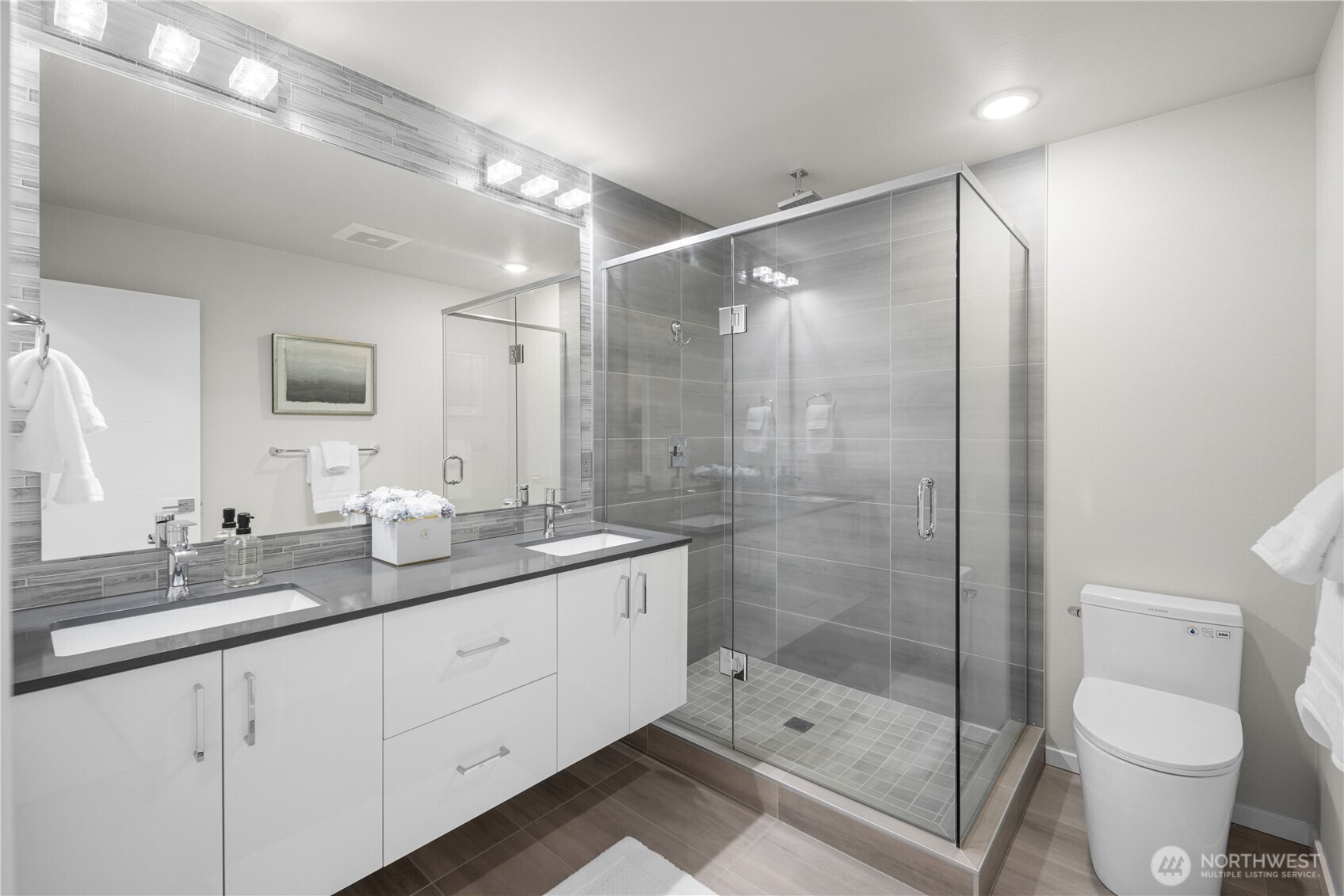 1816 15th Avenue S, Seattle, WA 98144-4214