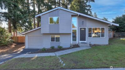 12227 NE 137th Place , Kirkland, WA 98034