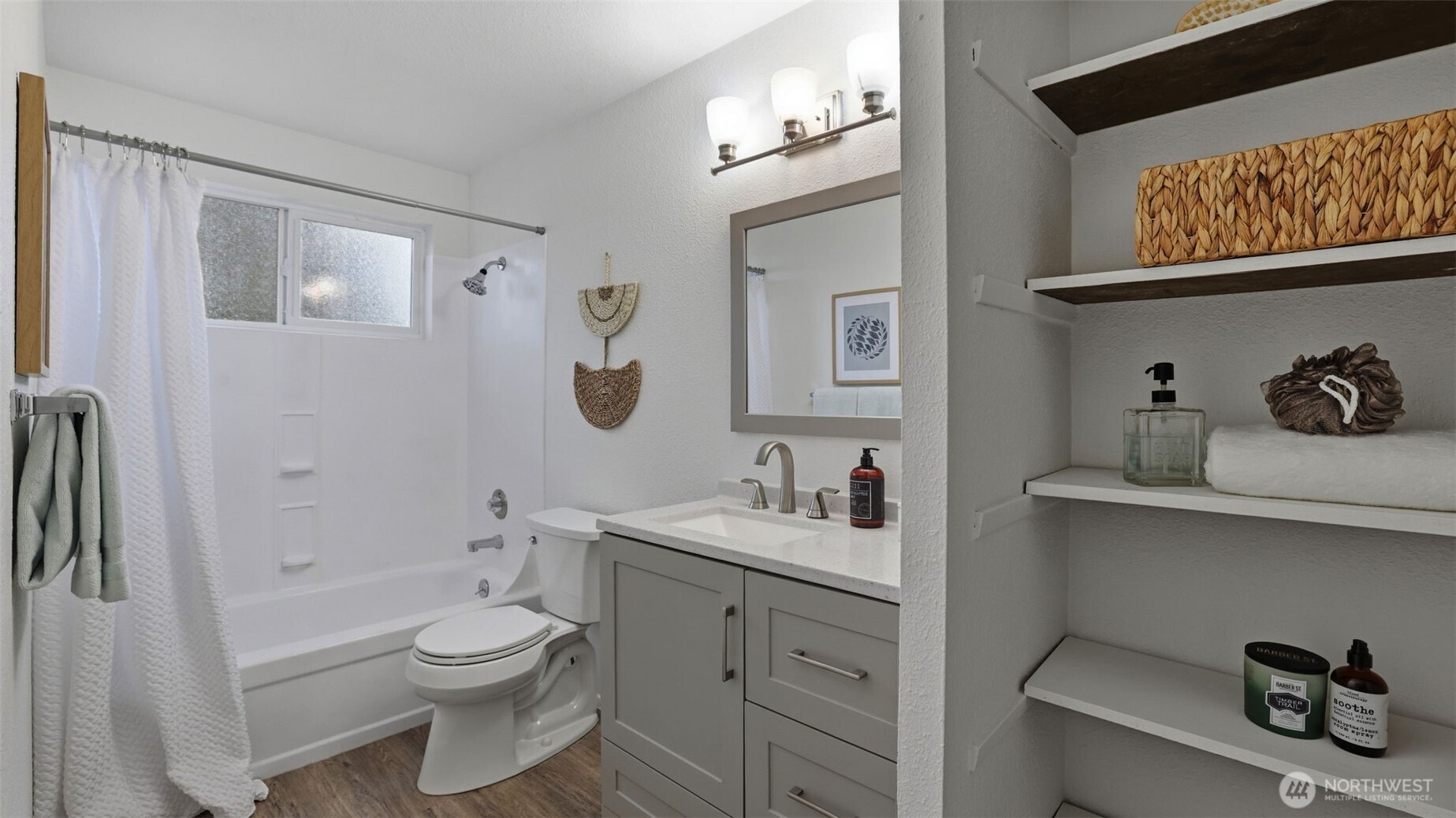 12227 NE 137th Place , Kirkland, WA 98034