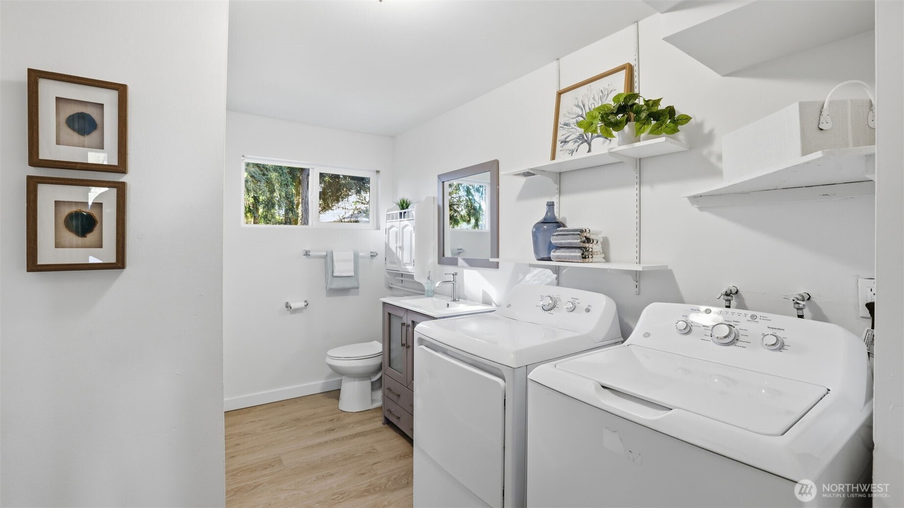 12227 NE 137th Place , Kirkland, WA 98034