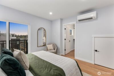 4559 34th Avenue S, Seattle, WA 98118 - Photo 15