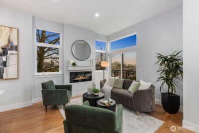 4559 34th Avenue S, Seattle, WA 98118 - Photo 2