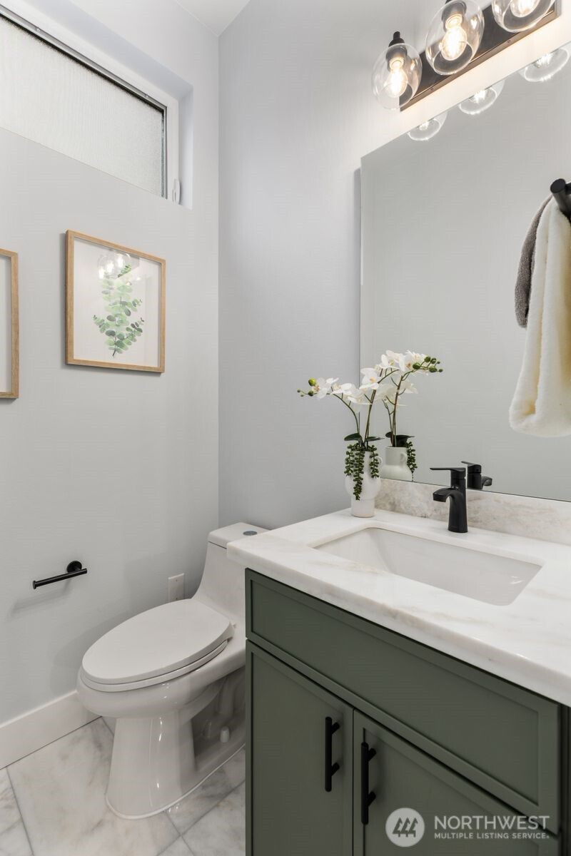 4559 34th Avenue S, Seattle, WA 98118