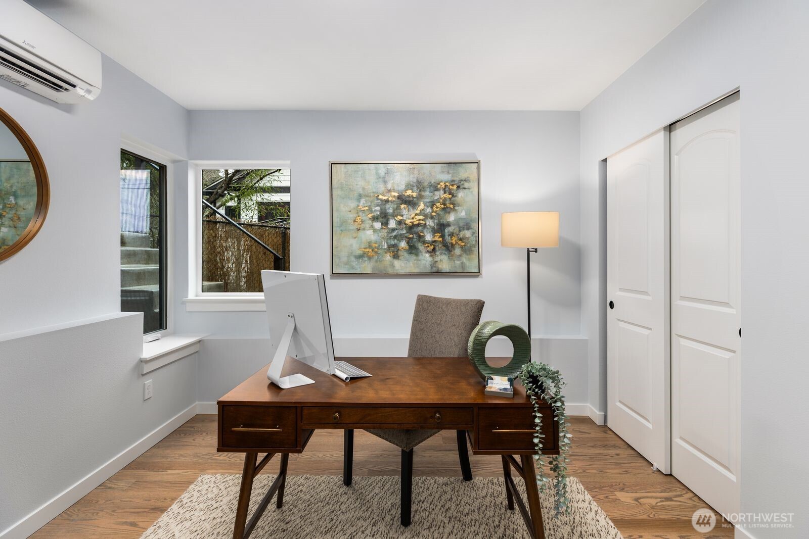 4559 34th Avenue S, Seattle, WA 98118