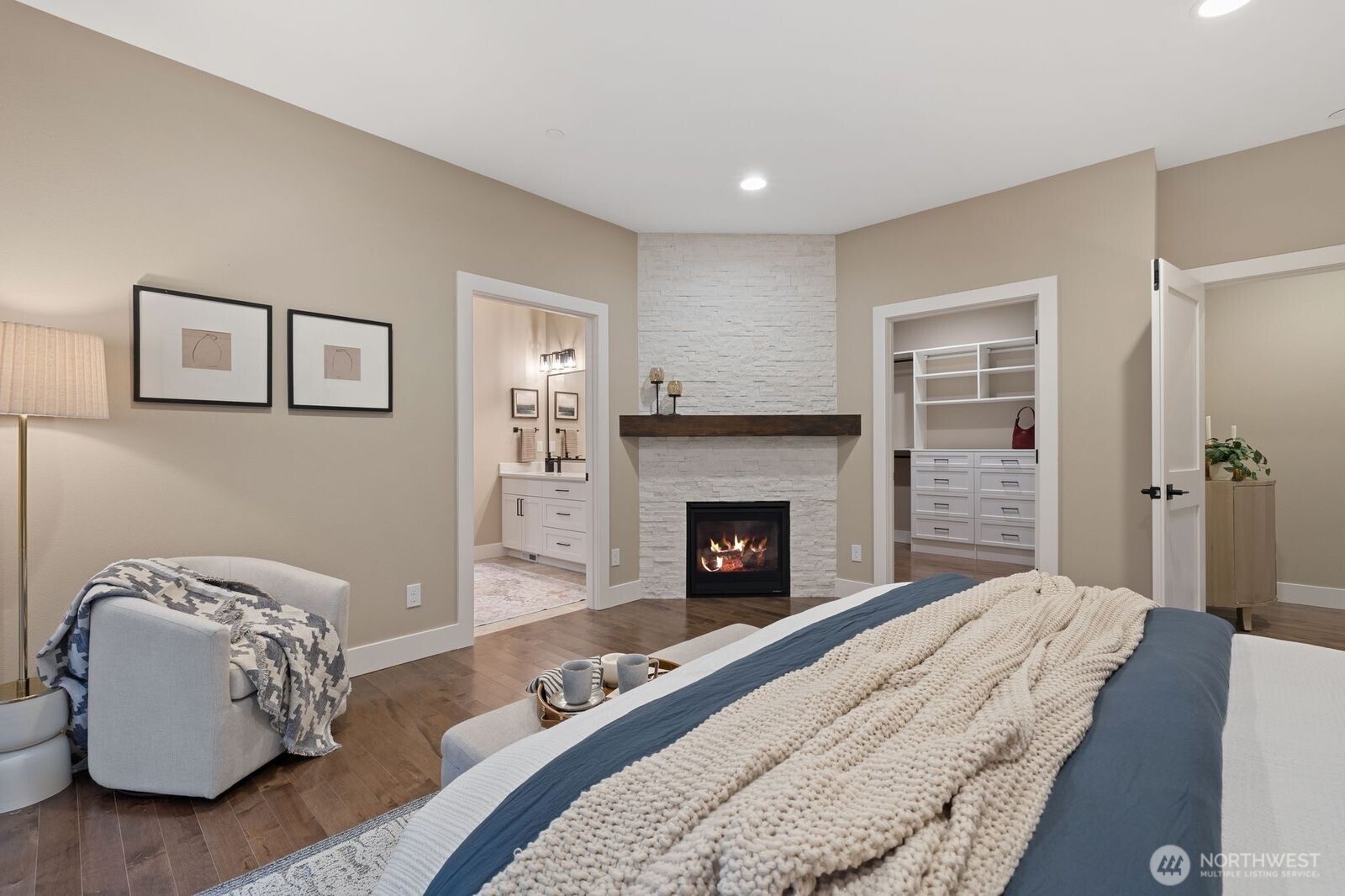 12009 SE 81st Lane , Newcastle, WA 98056-1750