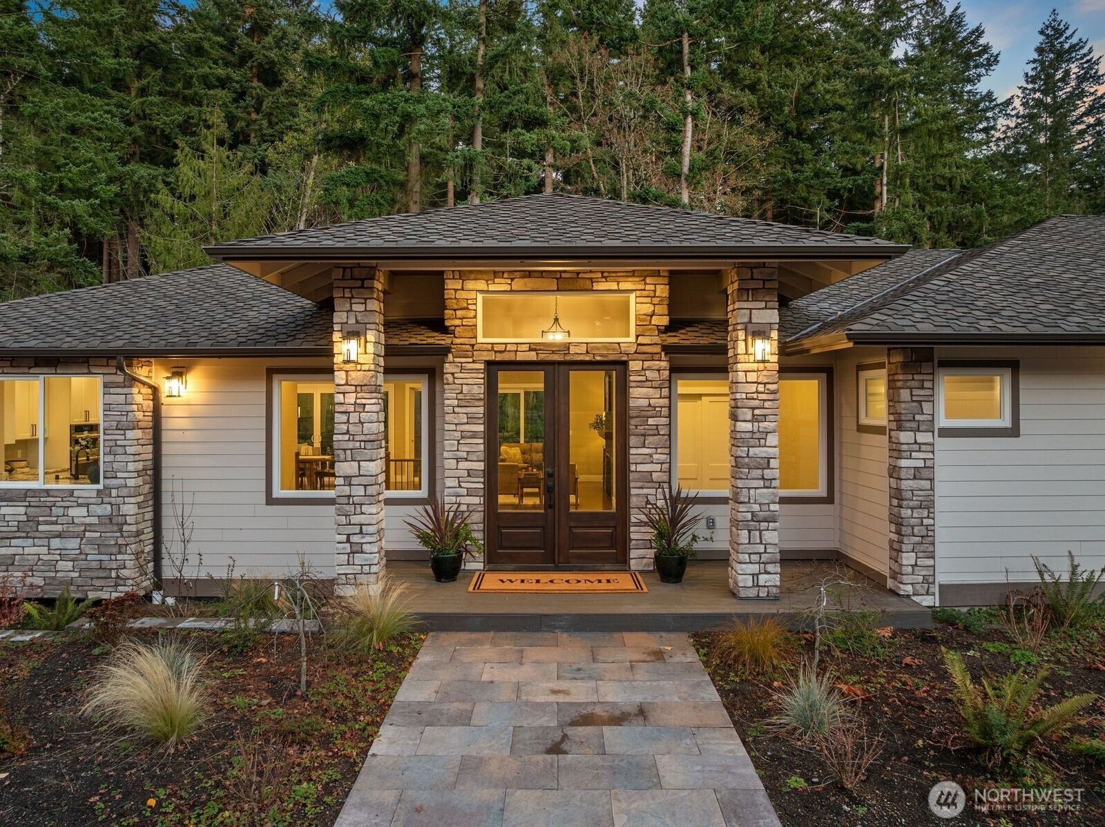 12009 SE 81st Lane , Newcastle, WA 98056-1750