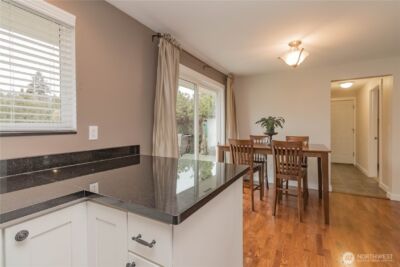 1060 Lynnwood Avenue NE, Renton, WA 98056 - Photo 18