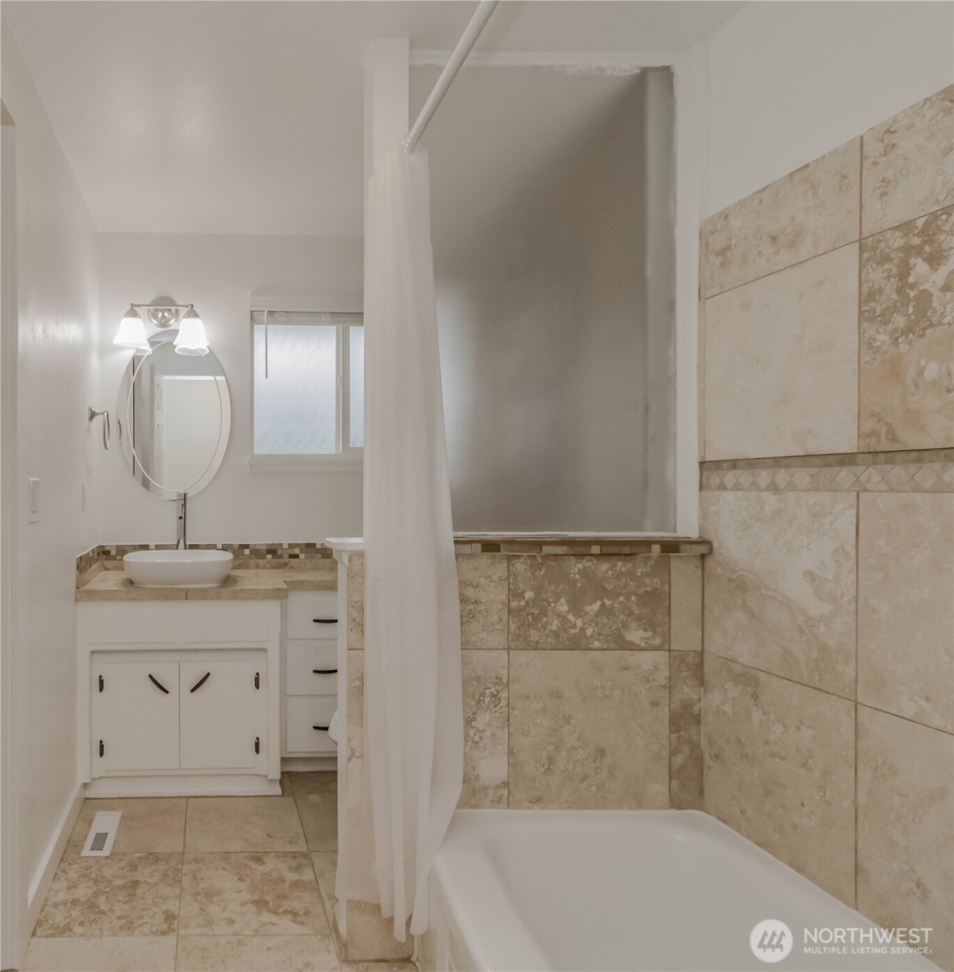 1060 Lynnwood Avenue NE, Renton, WA 98056